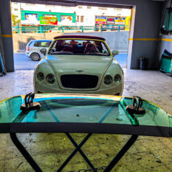 windshield replacement for bentley 2008