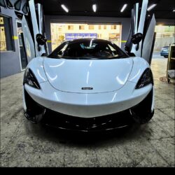 Mclaren 570s front view